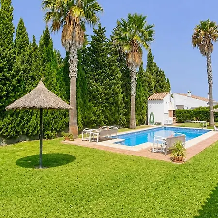 Andalusian 6 Pax With Community Pool Будинок відпочинку